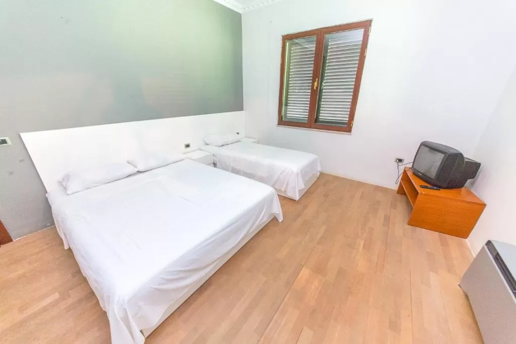 Kolaveri Resort - villa Rezidenca 2 bedroom -5.jpg